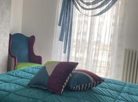 Sole house, hotel in Bisceglie