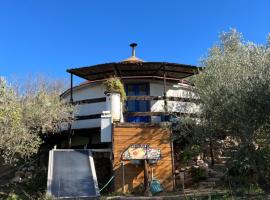 Cortijo alhijra big yourte – hotel w mieście Lanjarón