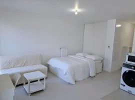 Plume, Studio & Parking gratuit à Sartrouville - Ville à 20 min de Paris