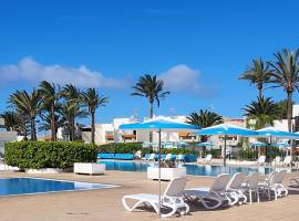 Tenerife Sunshine south apartment Beach by La Ballena, hotel i Arona