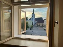 Apartmán na náměstí II