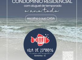 Vila de Zimbros Casas de Aluguel, hotelli kohteessa Bombinhas