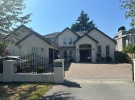 Vancouver Luxury Homestay