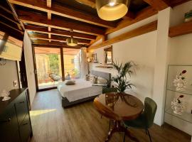 Sole apartment, hotel con tinas de hidromasaje en Taormina