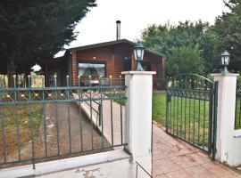 Kleonikis wooden house Kastoria, hotel v destinaci Pendávrison