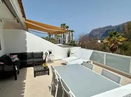 New renovated appartment with beautiful view on cliffs and sea