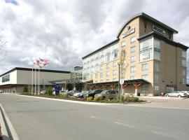 Coast Hotel & Convention Centre, hotel in Langley