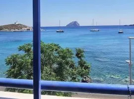 Takis Seaside Apartment