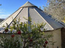 Cortijo alhijra small yurt, hotel em Lanjarón