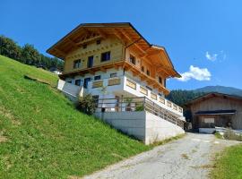 Ferienwohnung Gipfelblick, hotel v destinaci Weerberg