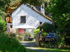 Haus im Hanfbachtal, hotel s vířivkou v destinaci Künzenhohn