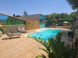 Le N 9, hotel v destinaci Argeliers