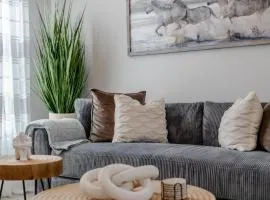 Ocala Modern Oasis 5 minutes to World Equestrian Center