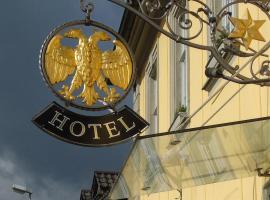 Hotel Goldener Adler Garni, hotel med parkering i Hallstadt