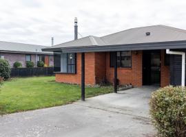 Cute as a button. Cosy home in Methven, hotel in Methven