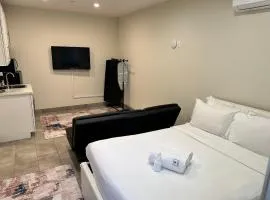Studio with Private Entrance next to Balboa Park