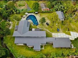 Nouri Villa, hotel en Hulu Langat