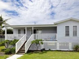 2B at Swansea cosy cottage, outdoor pet friendly