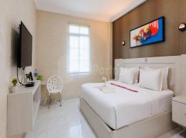 Hotel 78 Parapat Mitra RedDoorz, hotel i Parapat