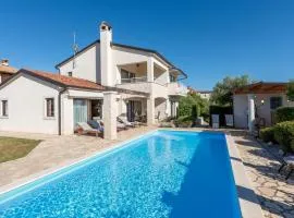 Villa Nira by Villas Holiday