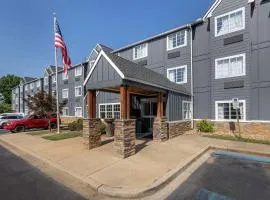 Econo Lodge Inn & Suites