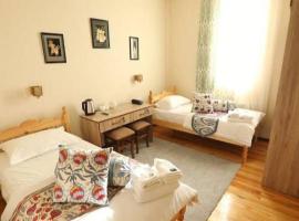 Naqshband hotel, hotel v destinaci Galaosiyo