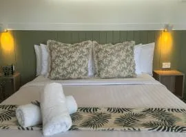 The Highlander Motel - 24HR Check In