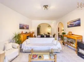 Cosy 1BR Apt with private balcony in St Pauls Bay by 360 Estates