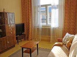 Nostalgic Retro Apartment, resorts de esqu&iacute; en Kivi&otilde;li