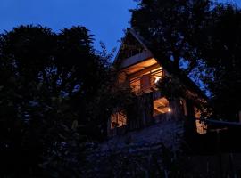 Mochileros Cherry Tree House