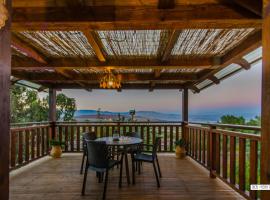 Beautiful Lake View Wooden House, golfhotel i Tiberias