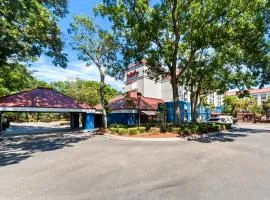 Red Roof Inn Myrtle Beach Hotel - Market Commons