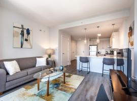 Private Apt with Gym & Pool, hotel din Stamford