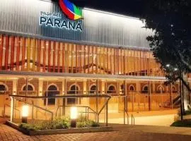 Excelente departamento, a metros del Shopping Paso del Paraná, vista al río Paraná, cochera techada privada - silencio - ideal para descansar - barrio residencial - Cámaras de seguridad 24hs - unidad Monitoreada