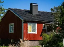 Lantligt gästrum med gratis wifi & bastu