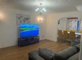 Gorgeous 4 Bed Detached House