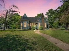 Bright & Fun 3BR Cozy Nook home
