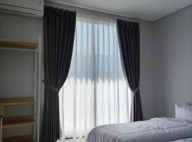 Arleen Homestay, hotel v destinaci Surabaja