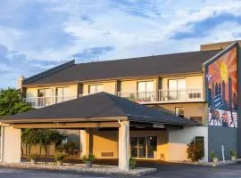 Days Inn by Wyndham Cincinnati East