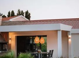 Manolis Seaside Villa