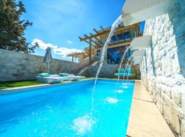 Casa Astra, &uuml;d&uuml;lőh&aacute;z Episzkop&iacute;ban