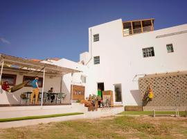 Tenerife Climbing House, hotel v destinaci Lomo de Arico