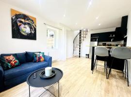 Jungle Appartement avec terrasse, hotel in Laon