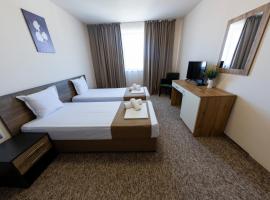 City Plaza, hotelli kohteessa Botevgrad