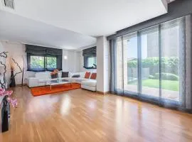 Charming Home with Pool and Garden, Just Outside Madrid