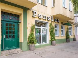 Pension Prenzlberg, hotel a Berlino