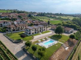 Relais PQlin, hotel v destinaci Castagnito