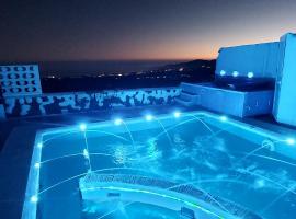 ALOELUX VILLA !! - Private Villa with POOL , jacuzzi, cinema, massage ,wonderful view, art desing villa, hotel v destinaci Tías