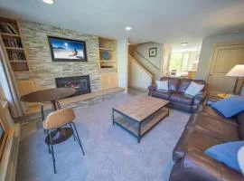 Argentine 1516 by SummitCove Lodging