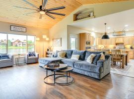 Modern Pagosa Springs Home with Deck on Village Lake, Hotel in Pagosa Springs